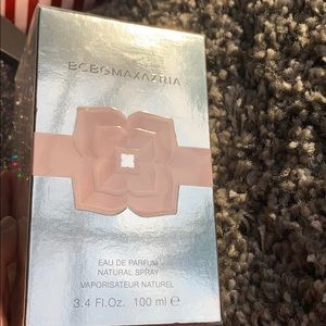 new BCBGMAXAZRIA mist